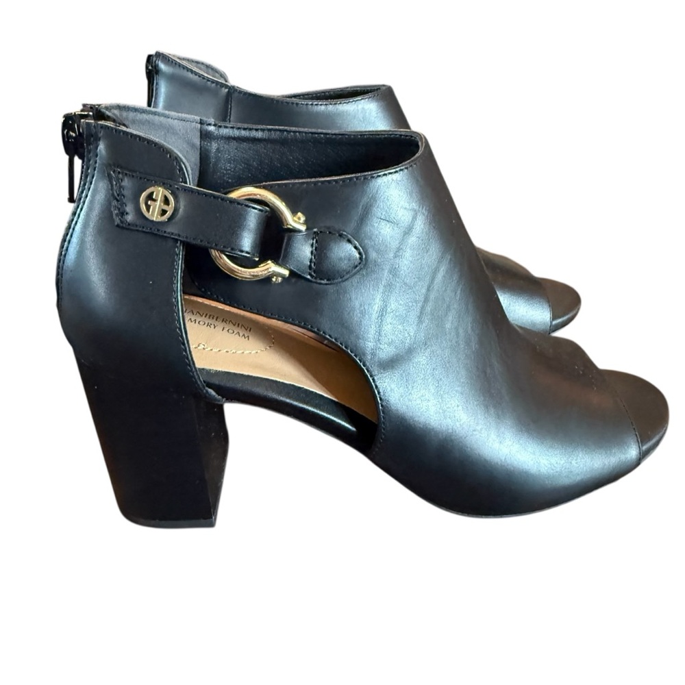 Giani Bernini Ariianna Memory Foam Peep Toe Block Heel Shooties Size 8